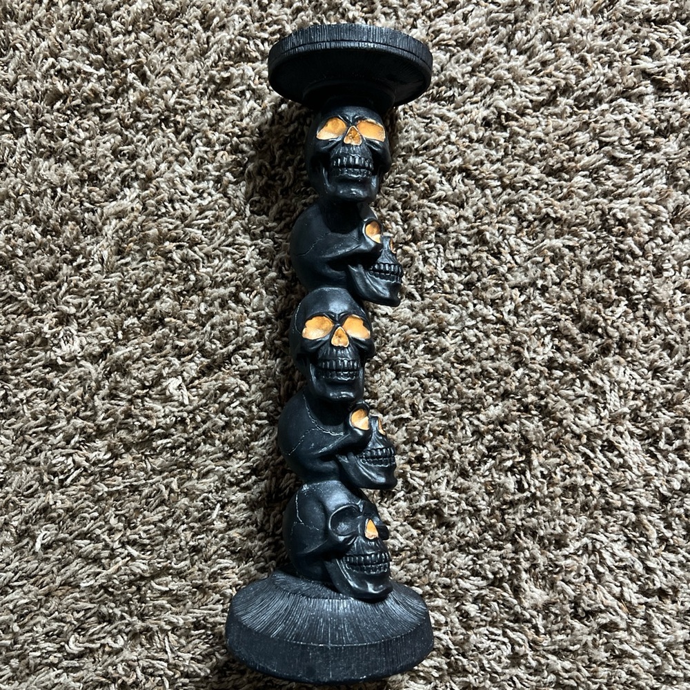 Black Skull Candle Holder